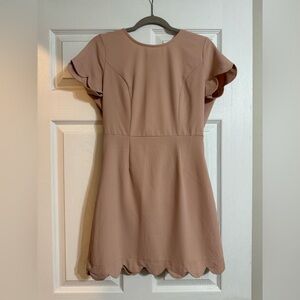 Women’s pink scalloped dress